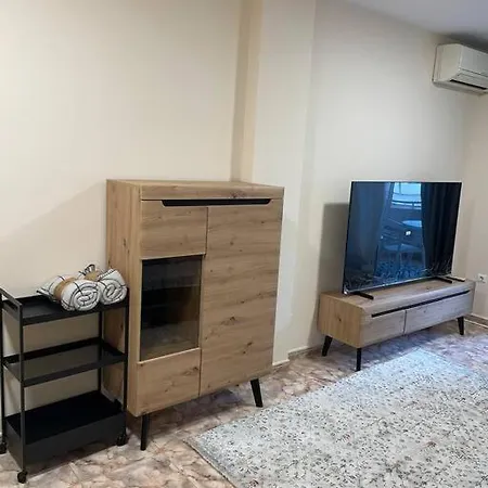 Apartmán уютная в *